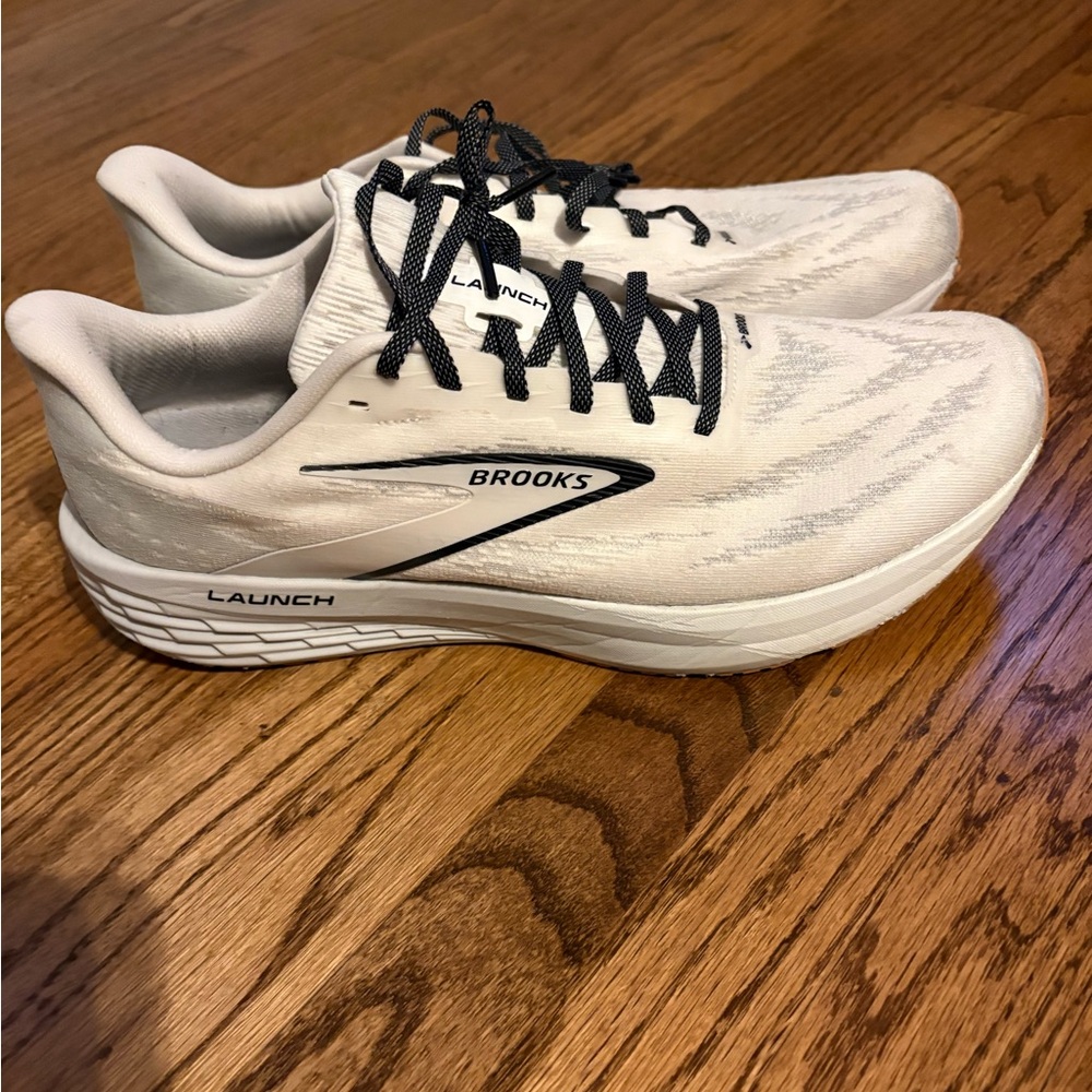 Brooks Launch 11 Sneakers